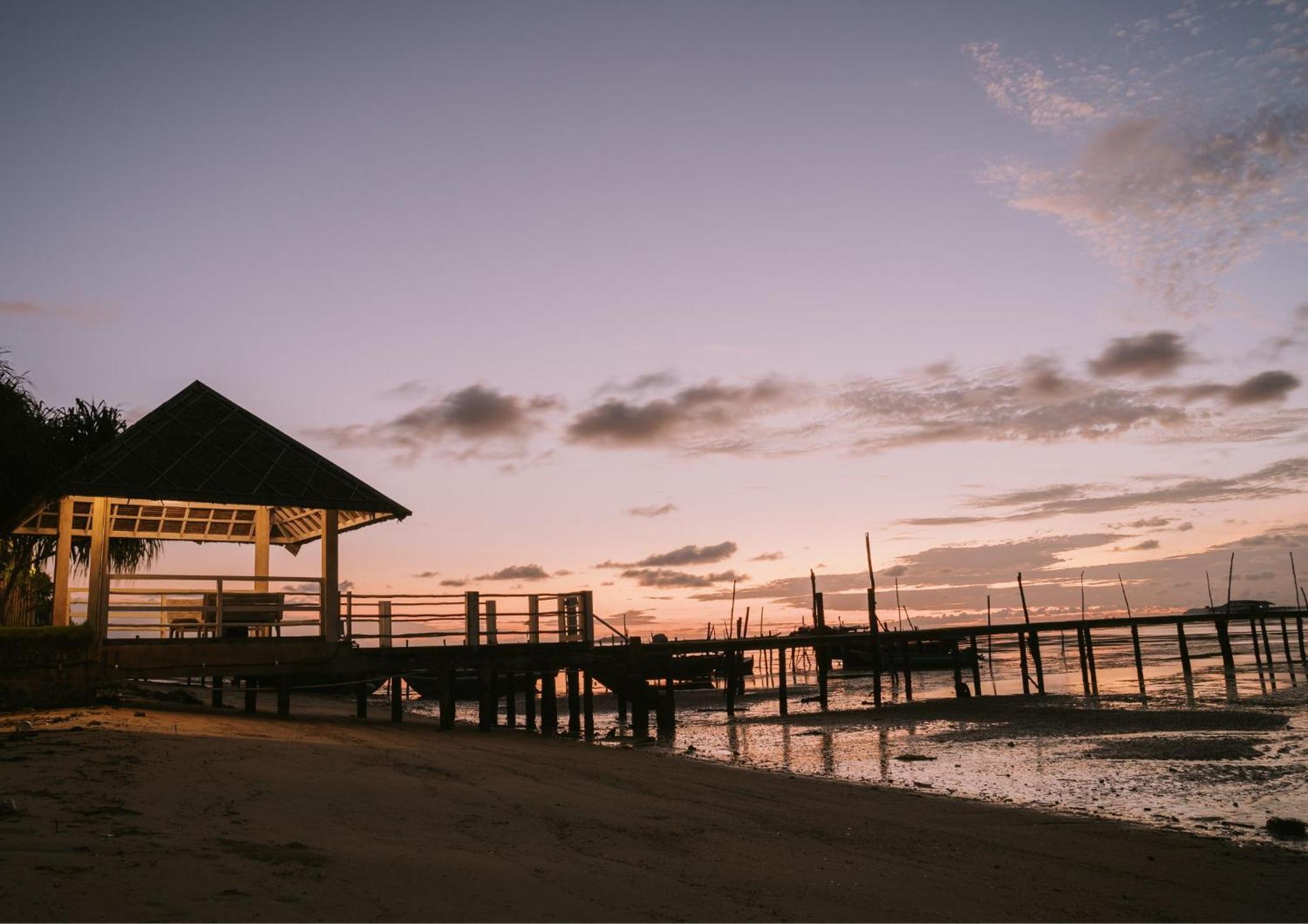 The Kelong Trikora Resort Kangkakawal Exterior photo